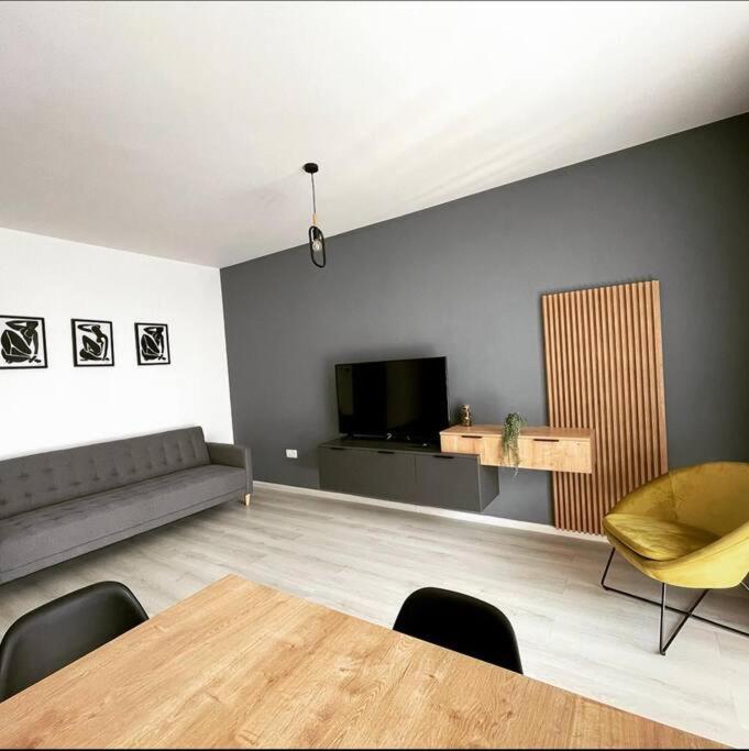 Apartment Minimalist *